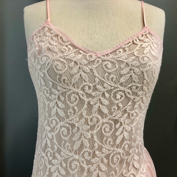 Vtg 80s Pink Nightie or Slip or Slip Dress. Nylon & Lace, Sz S - Picture 2 of 9